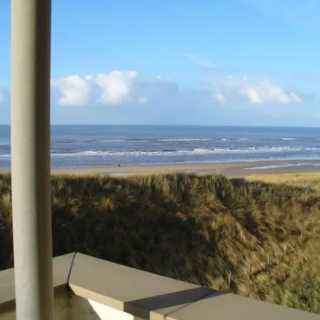 Zeepanorama Apartment